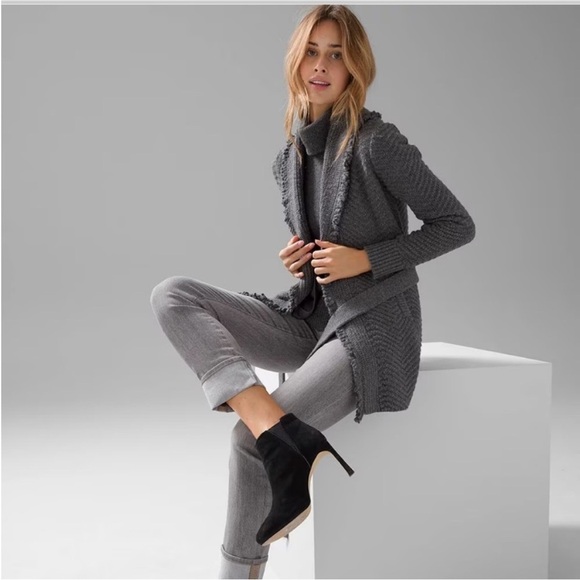 White House Black Market Fringe Shawl Sweater Coat Grey Pockets Belt Sz S - Picture 3 of 16